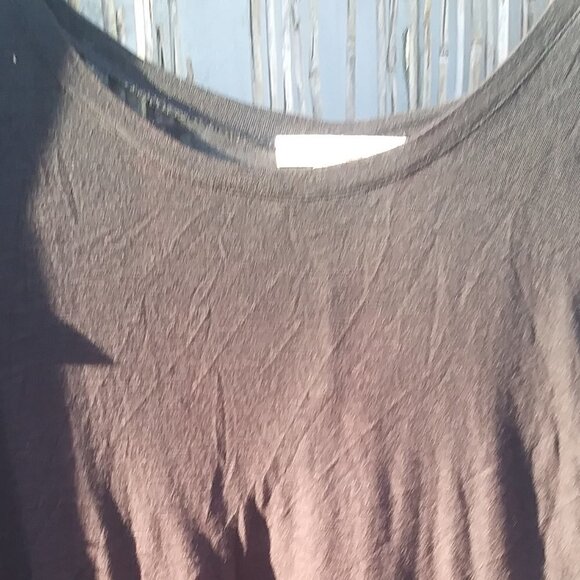 Mossimo Solid Black Lightweight Tee with Cap Sleeves Women's XS - Picture 3 of 8